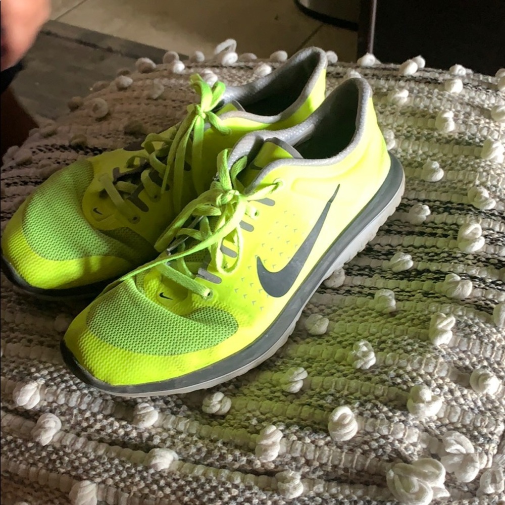 Nikes shoes